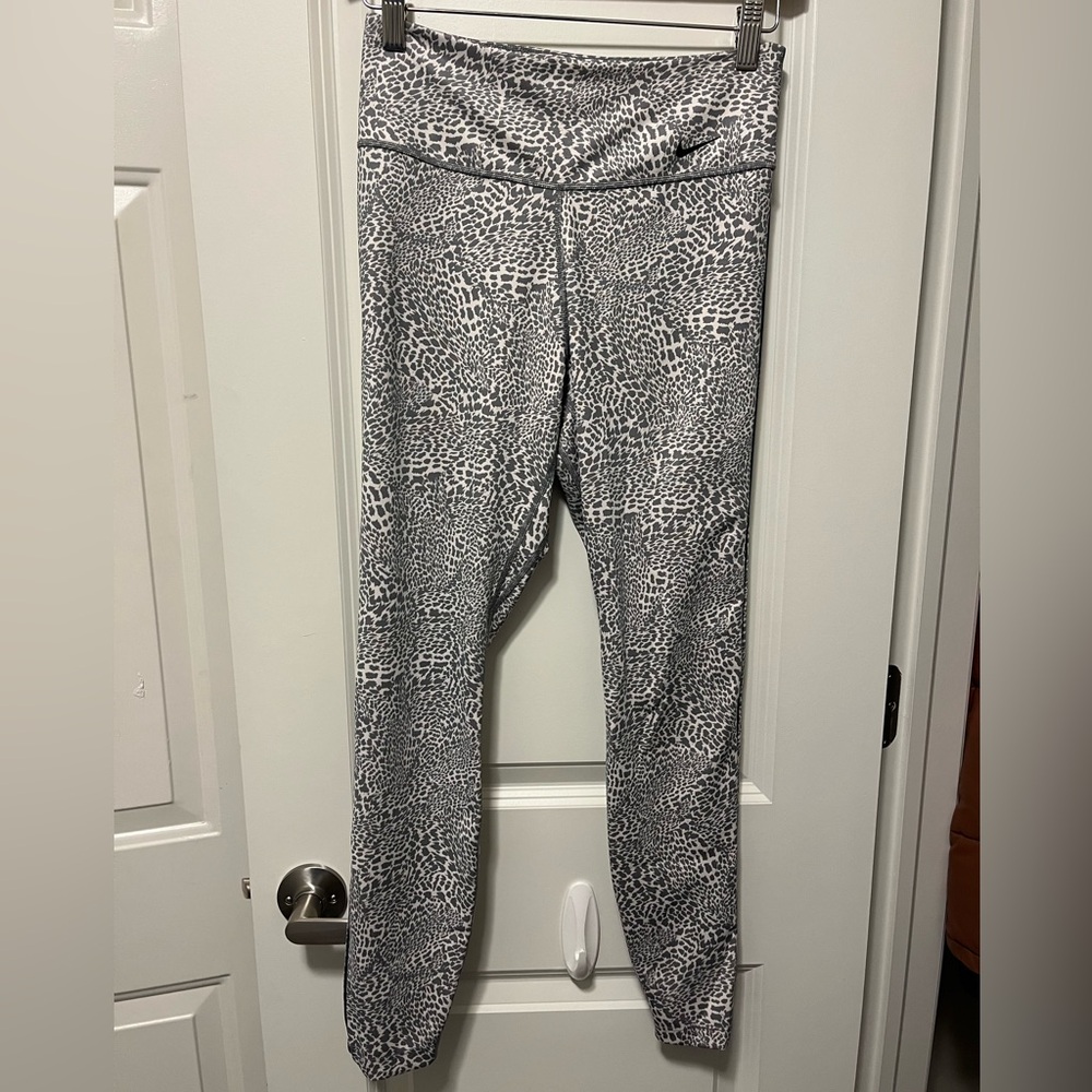 Nike Dri-Fit Cheetah Print Leggings